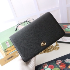 Gucci Wallets & Purse